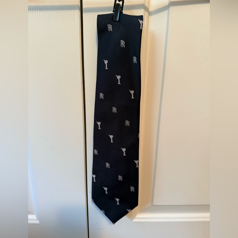 Vintage 1982 alynn Rolls Royce Motors Owner's Club Silver Lady Neck Tie